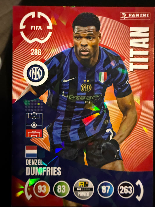 Denzel Dumfries - Adrenalyn XL Mundial de clubes - TITAN